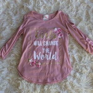 5/$25 graphic pink cold shoulder tee size L(12)